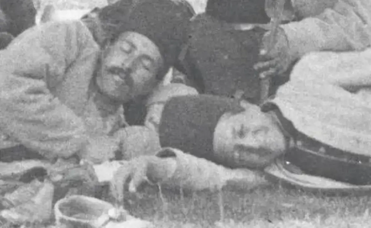 سفر در زمان؛ تصویری از «پشت‌صحنه یک فیلم» با بازی درباریان در دوران قاجار 