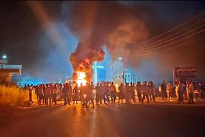 اعتراضات در حمص پس از کشته شدن ۳ شهروند مسیحی/ ویدئو