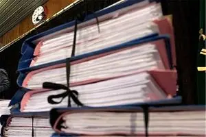 حکم جلب سیار آقای "ح.خ" از مدعیان طب سنتی صادر شد/ کلاهبرداری دلاری با تأسیس دانشگاه جعلی/ تصاویر اسناد