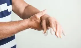 کاهش سرعت پیشرفت پارکینسون با کشف یک مولکول مرگبار

