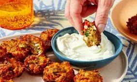 کتلت گوجه فرنگی؛ غذایی خوشمزه از دل یونان