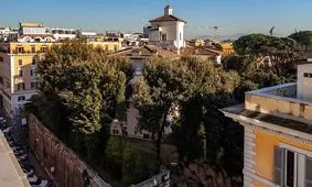 حراج کاخ تاریخی در قلب رم