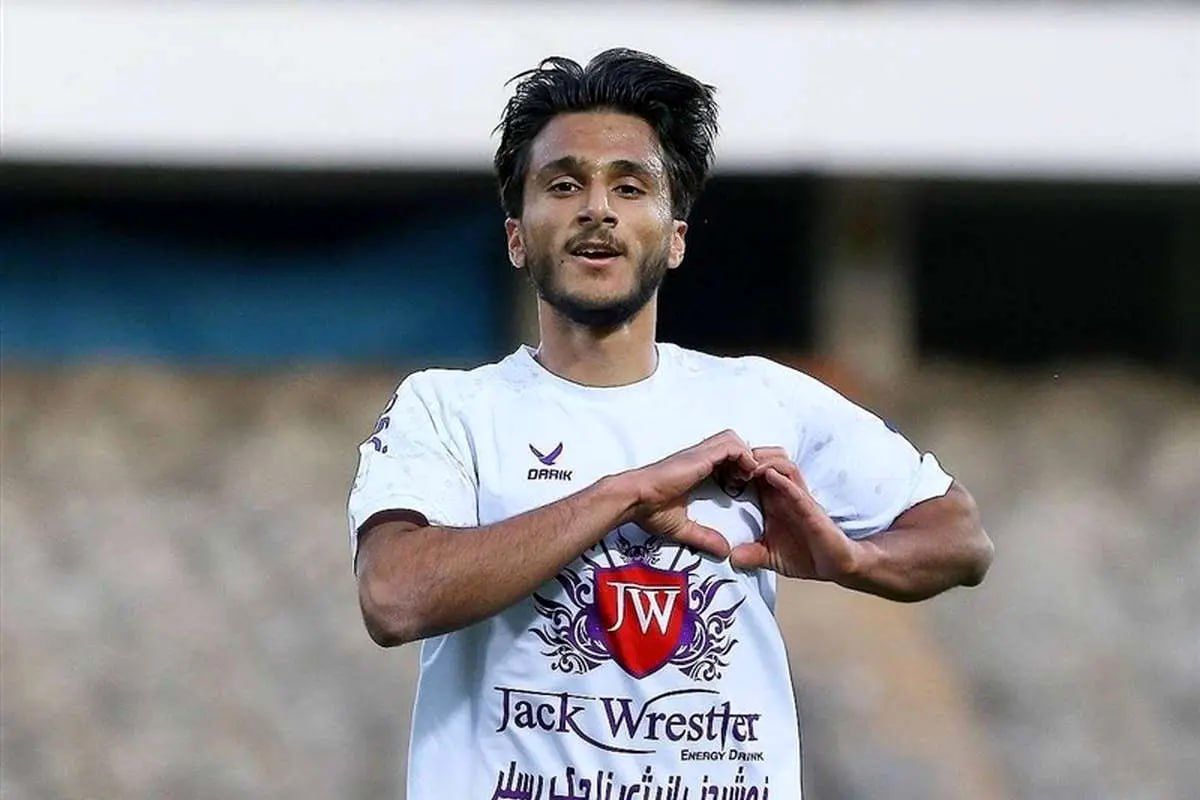  قرارداد با فوتبالیست محبوب کارتال؛ پدیده لیگ پرسپولیسی شد 