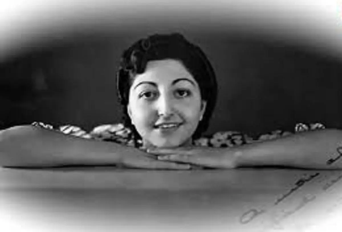 سفر زمان؛ «ملک ایرج و شیرین» فرزندان همایون‌دخت و نوه‌های احمدشاه قاجار در اروپا 