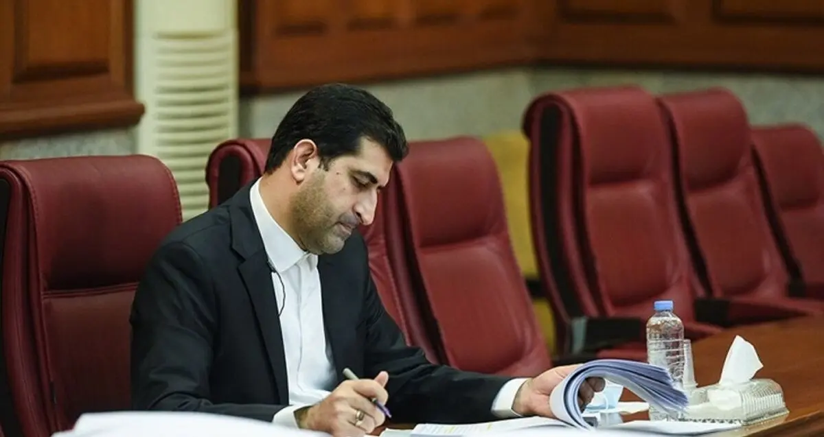 حکم ۶ نفر از پلیس‌های ساختمانی شهرداری شهرستان شهریار به اتهام ارتشا صادر شد