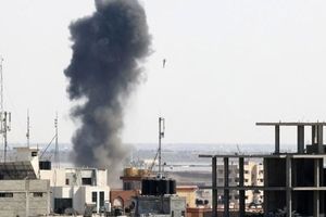 اسرائیل دو برج دیده‌بانی در غزه را بمباران کرد