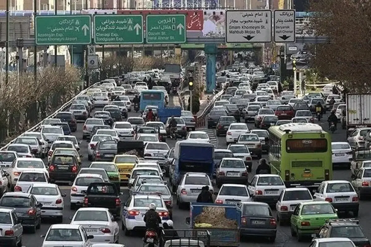 آغاز ترافیک مهر از ساعت 5:40 صبح/ ثبت بیشترین ترافیک در مناطق 10و 3 تهران