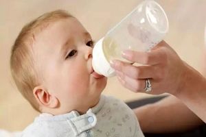 نشانه های آلرژی به شیر