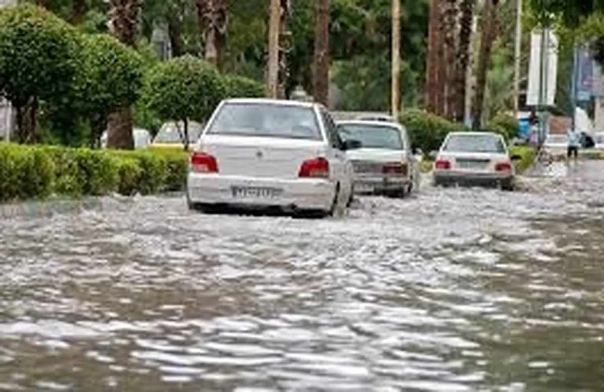  آبگرفتگی معابر شهری در بندرعباس/ ویدئو