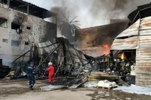  آتش‌سوزی در یک انبار مصالح ساختمانی در کربلا/ ویدئو