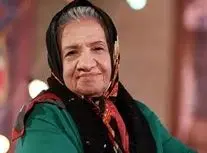 گیتی معینی: بچه‌هایم را با دمپایی کتک می‌زدم/ ویدئو