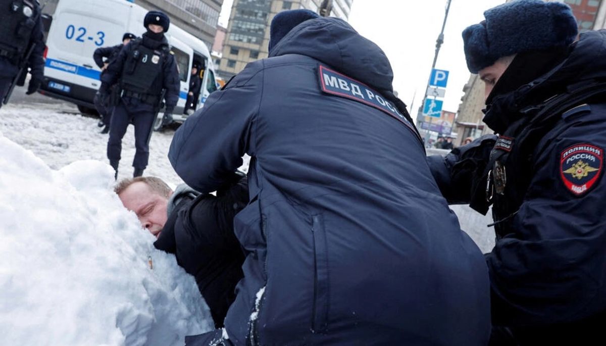 دستگیری بیش از ۴۰۰ نفر از هواداران «ناوالنی» در روسیه

