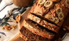 کیک رژیمی بدون آرد، روغن و شکر 