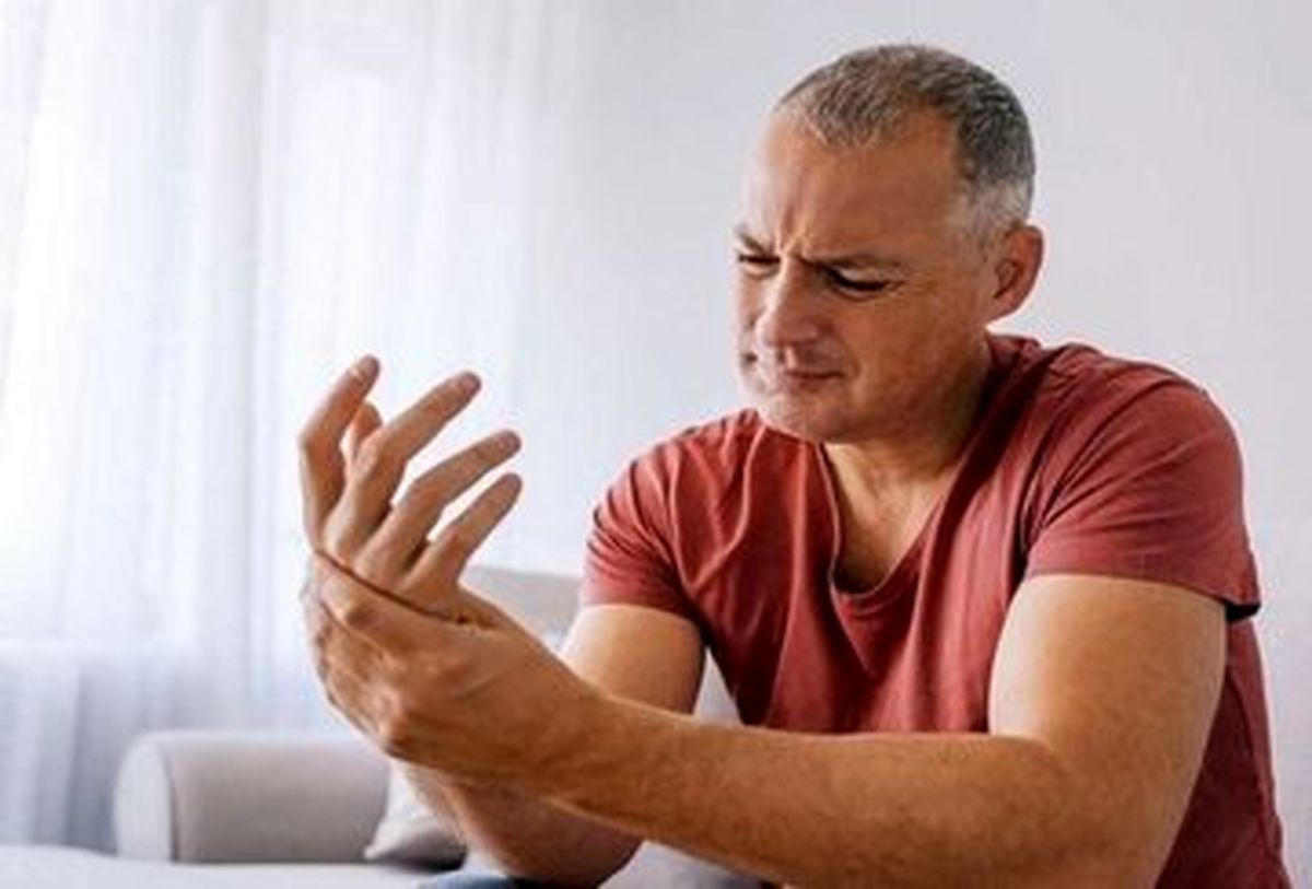 اگر دست تان سوزن سوزن میشود به این بیماری ها دچار شده اید