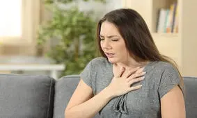 علل درد قفسه سینه در بارداری و راه حل آن