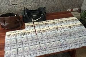 کشف 6400 اسکناس تقلبی دلار/ 4 نفر دستگیر شدند