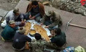 حقوق کارگران در سال ۱۴۰۲ کمتر از سبد معیشتِ سال ۱۴۰۱ است

