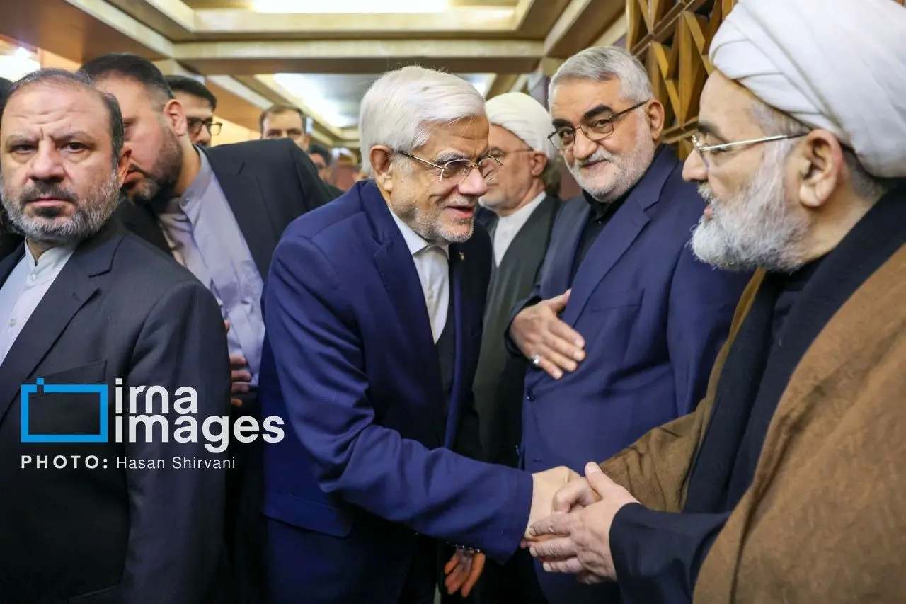 تصاویر: مجلس ترحیم اشرف بروجردی