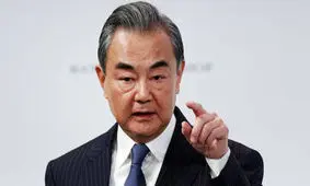 وانگ یی: حملات کورکورانه اسرائیل علیه لبنان را محکوم می‌کنیم