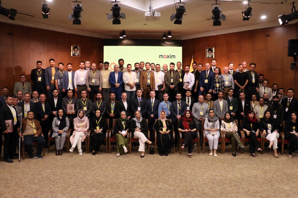  داستان موفقیت؛ گردهمایی نمایندگان موفق تاکسی اینترنتی ماکسیم در تهران 