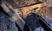  اصابت چندین پرتابه دشمن به پل آق‌تکه‌خان در مسیر ریل قطار شهر آق‌قلا در استان گلستان