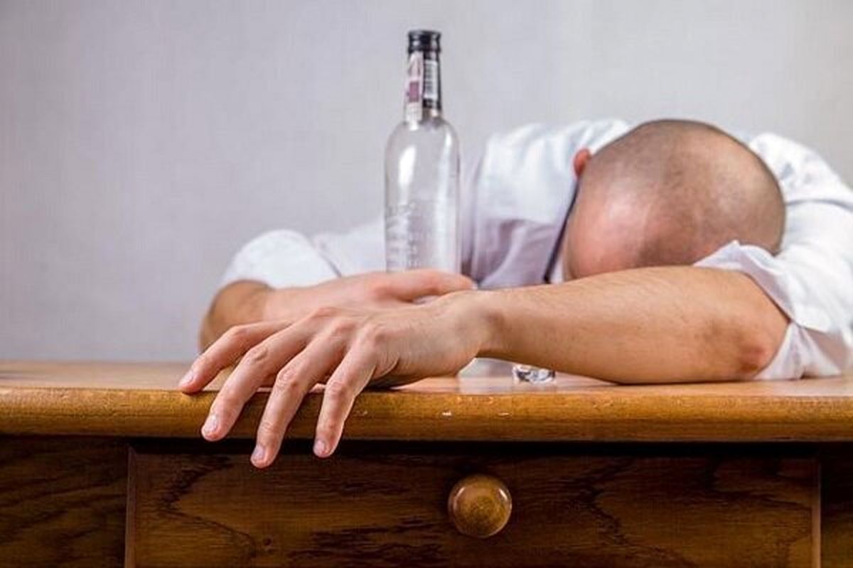 4 کشته و مسموم با خوردن مشروبات الکلی در بندرخمیر