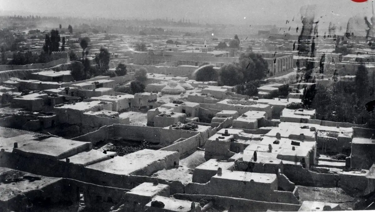 سفر در زمان؛ منظرۀ تماشایی یک روستا در خراسان در زمان قاجار 