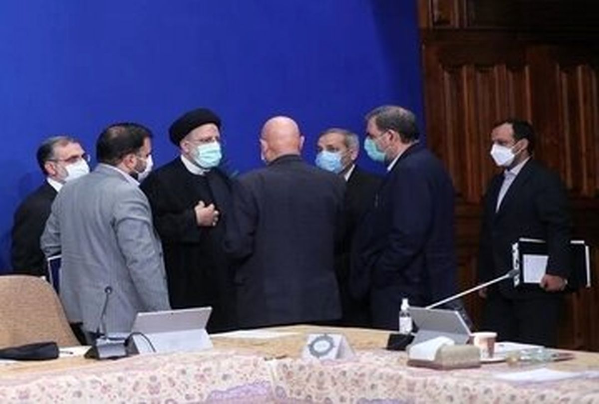 رفتارهای دولت سیزدهم در حوزه اقتصاد با ادعاهایش کاملا متناقض است