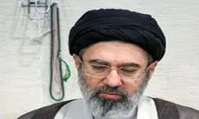 سیدمجتبی خامنه‌ای، فرزند رهبر انقلاب در ۱۲ سالگی در کنار پدر؛ دهه ۶۰