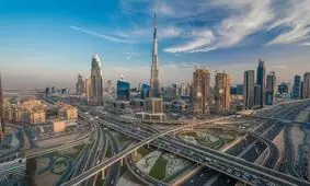 در این خیابان دبی هر روز سال باران می‌بارد!/ ویدئو

