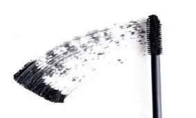 روش های فوق العاده برای استفاده مجدد از ریمل های خشک شده