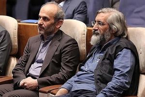 وحید جلیلی، حسین دهباشی، محمدرضا زائری و سربازان آمریکایی در سفر عراق؛ بعد از سقوط صدام/ عکس

