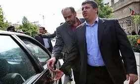 مهدی هاشمی، ۷ سال حبس کشید و شلاق هم خورد و الان به صورت مشروط آزاد است/ ویدئو