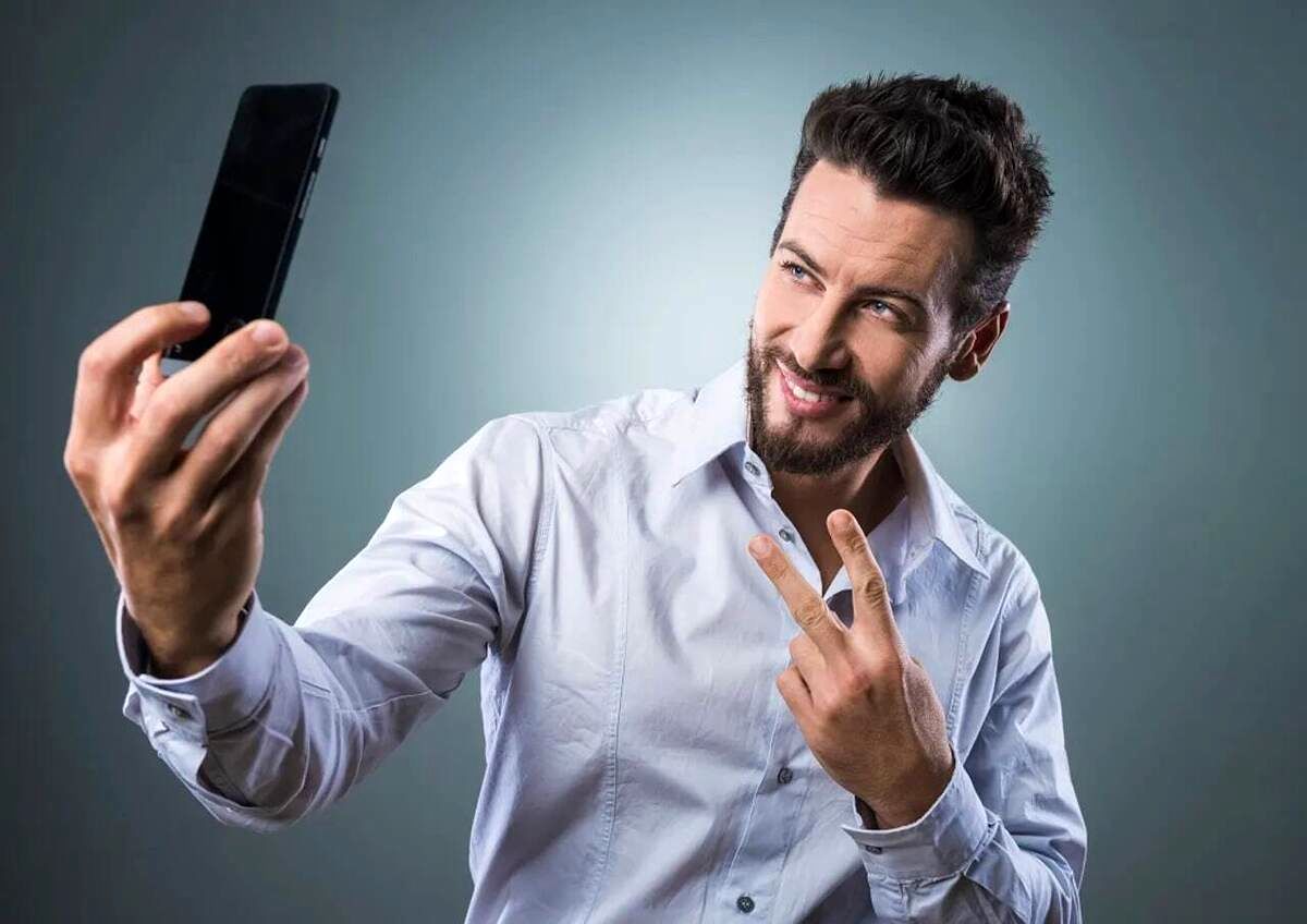 پشت پرده سلفی گرفتن
