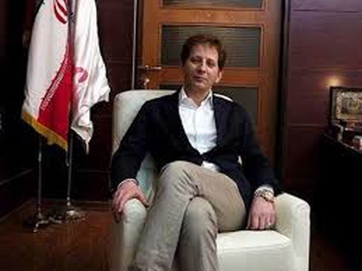 بابک زنجانی وارد رقابت با فرزین شد