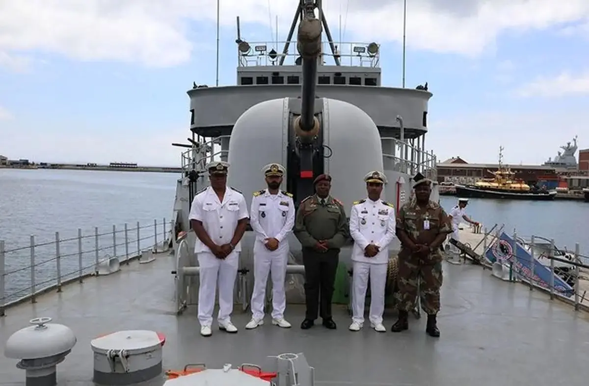 ناوگروه رزمی - اطلاعاتی ایران وارد بندر کیپ تاون آفریقای جنوبی شد

