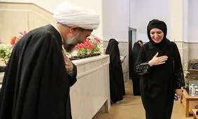 حضور شرکت کنندگان در کنگره بین المللی بانوان تاثیرگذار در قم/ عکس

