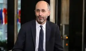 رابرت مالی در دبی دنبال چه بود؟/ اجرای 2 دیدار نماینده ویژه کاخ سفید در امور ایران با یک استاد معروف ایرانی