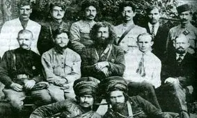 داستان خائنان و وفاداران/ یک زن شجاع و یک آلمانی؛ آخرین یاران میرزا کوچک خان قبل از یخ زدن