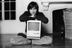 یک نمونه اولیه کامپیوتر «اپل 1» با قیمت 700 هزار دلار فروخته شد