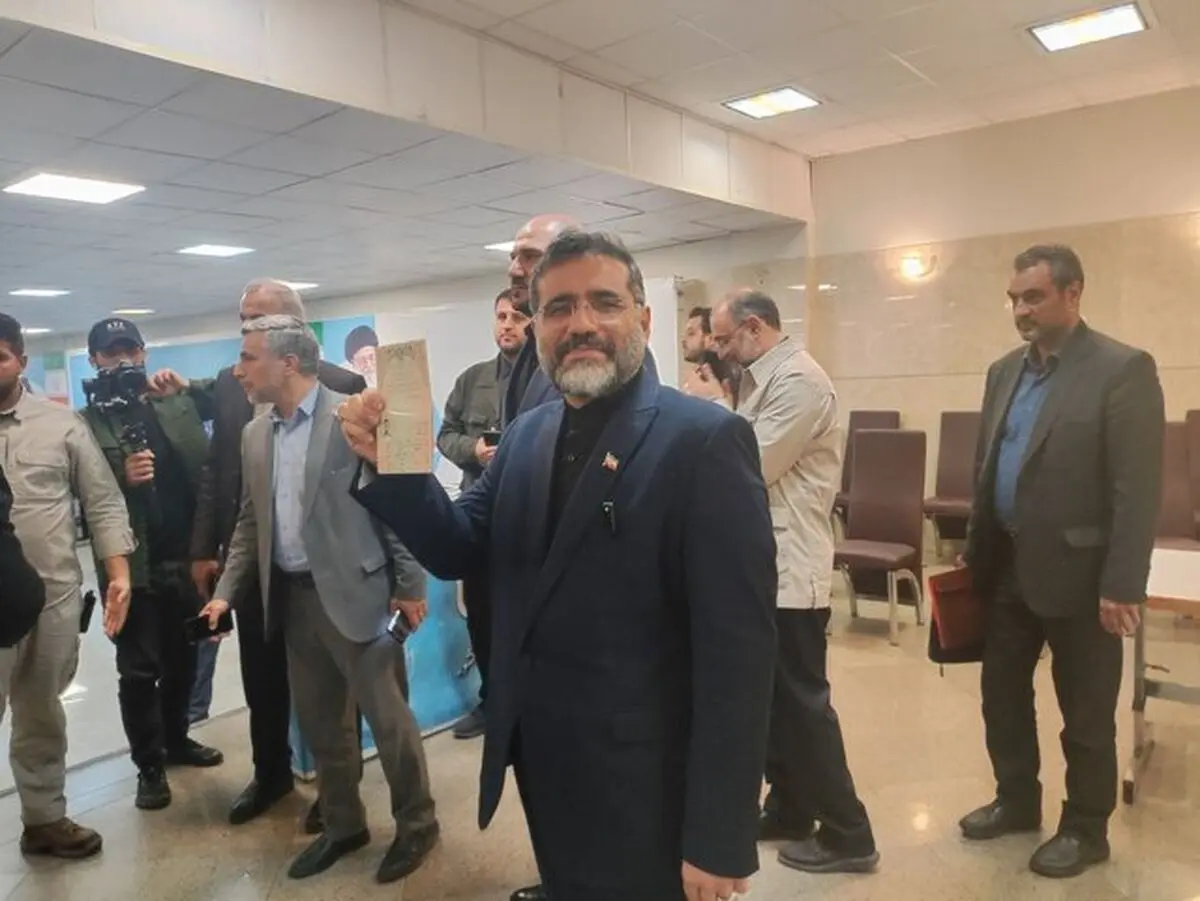 وزیر ارشاد دولت رئیسی، داوطلب نامزدی انتخابات ریاست جمهوری شد

