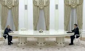 ماکرون: پوتین در حق خود و تاریخ مرتکب اشتباه اساسی و راهبردی شد

