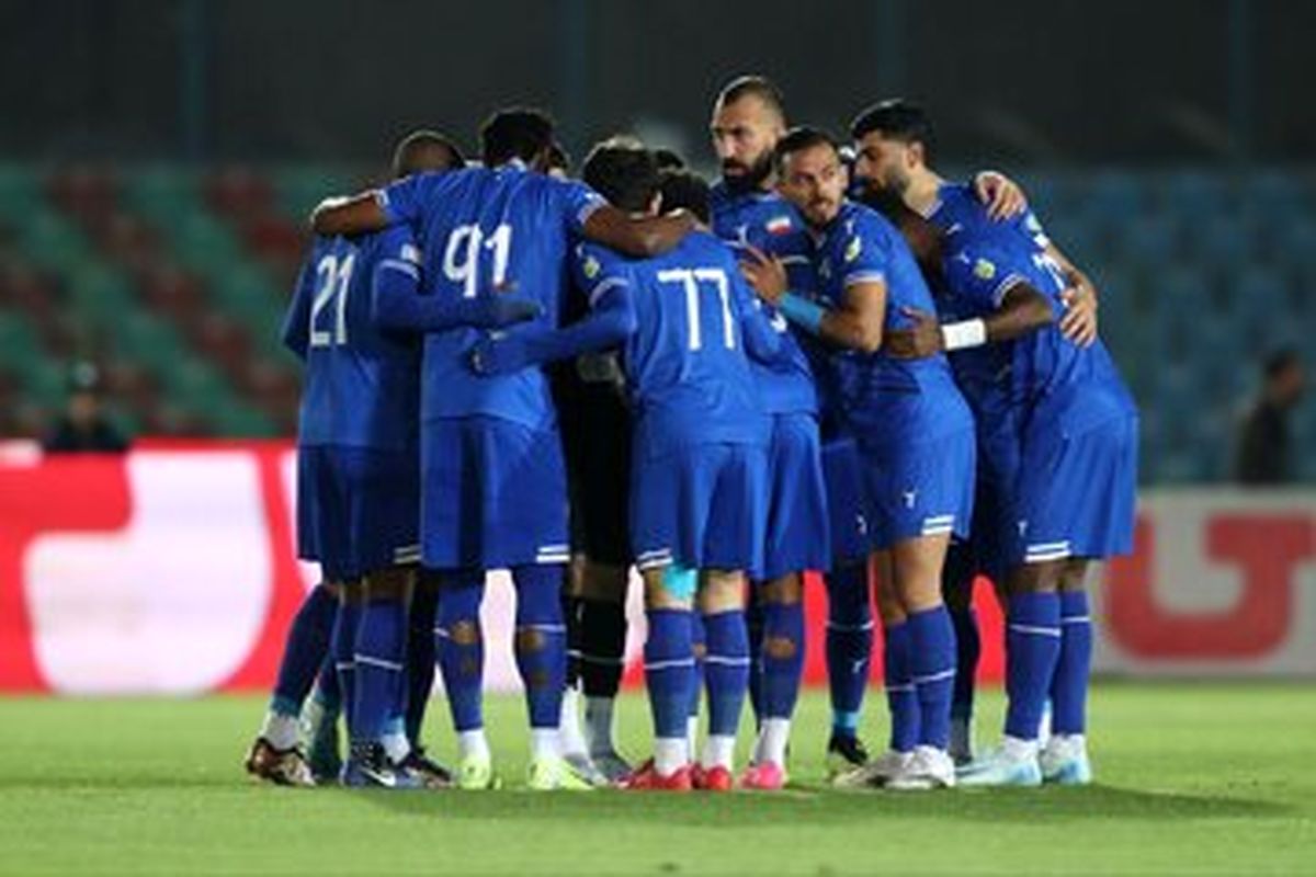 خارجیهای استقلال پولدار شدند و به تعطیلات رفتند
