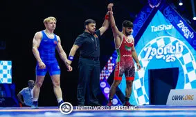 سعید اسماعیلی جلوتر از حسن یزدانی

