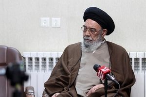 تحلیل امام جمعه اصفهان از چرایی بحران آب/ یخچال‌های کوهرنگ بعد از ۵۰ سال ‌‌خشک شد/ دولت به زندگی کشاورزان برسد