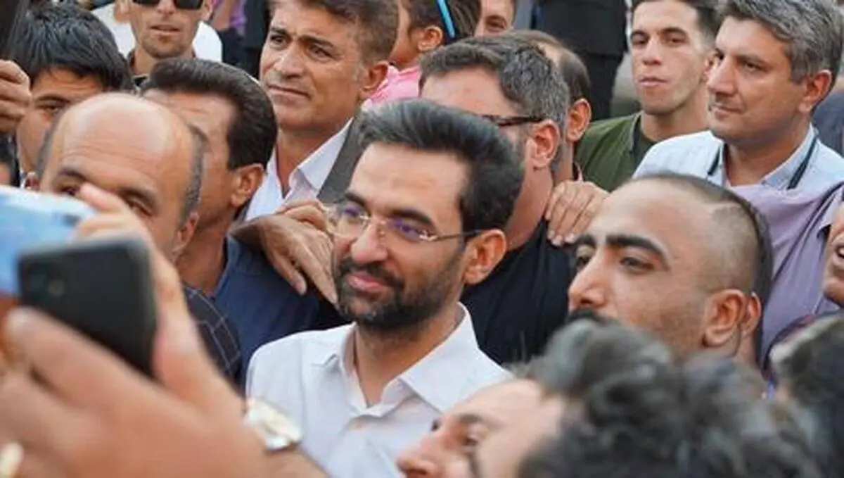 سیاست‌ورزی به سبک آذری جهرمی/ پاشنه ورکشیدن برخی و پاشنه ازجا نکندن بعضی دیگر!
