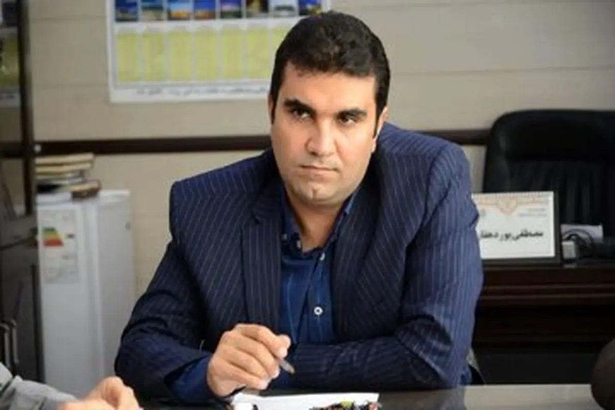 نماینده مجلس: تندروها به دنبال ایجاد «ایران‌خودرو» در اینترنت هستند/ به وزیر ارتباطات گفتند اینترنت را باز نکنید تا داخلی‌ها رشد کنند