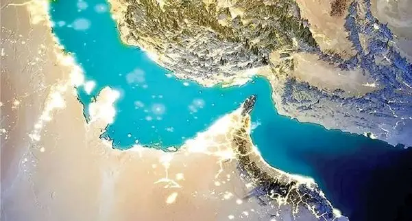 عراقچی: تنگه هرمز به طور کامل باز شد