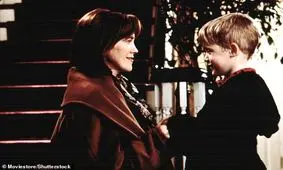 بازیگر مشهور «تنها در خانه» درگذشت