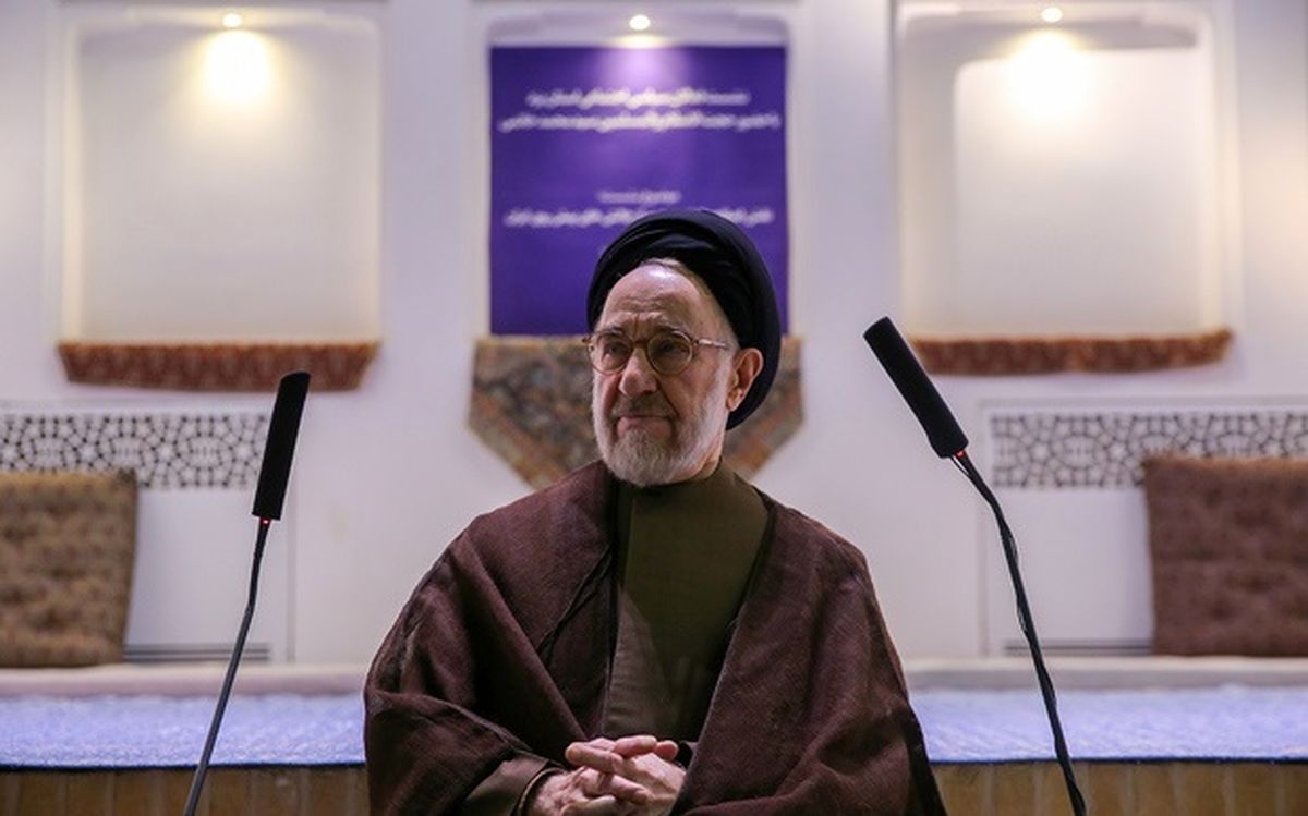 سید محمد خاتمی: رییس جمهور و دولت باید مقتدر باشد/ هر کشور باید یک دولت و یک اقتصاد داشته باشد/ موشک» و «مردم» دو عامل سربلندی ایران در جنگ ۱۲ روزه شد/ اسرائیل جز به تجزیه و تضعیف ایران نمی اندیشد